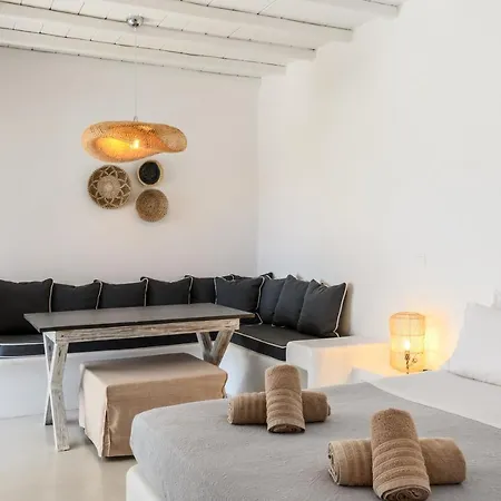 Mykonos Supreme Comfort Suites&villas