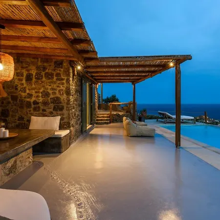 Mykonos Supreme Comfort Suites&villas