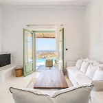 Mykonos Supreme Comfort & Lejlighed *