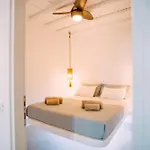 Mykonos Supreme Comfort & Lejlighed *