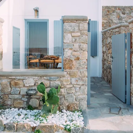 Mykonos Supreme Comfort & شقة كالافاتيس