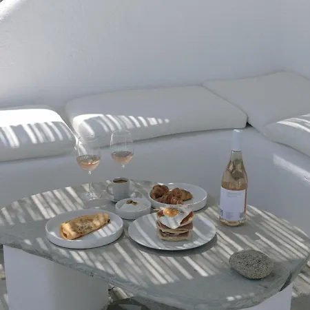 Mykonos Supreme Comfort & Apartment