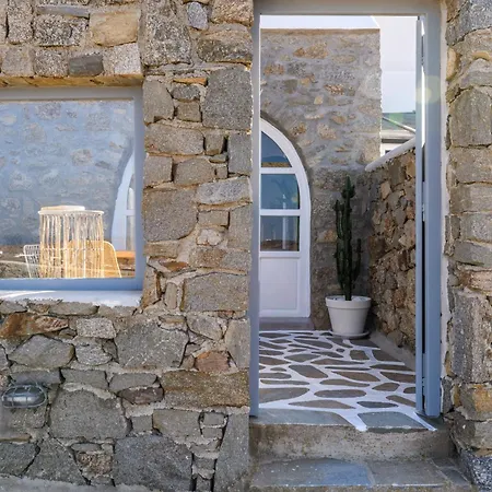 Mykonos Supreme Comfort & Apartment