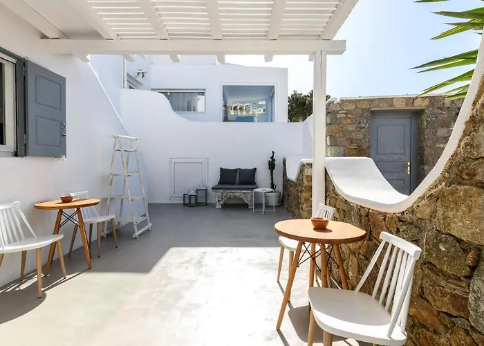 Mykonos Supreme Comfort & Apartman *