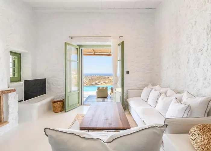 Mykonos Supreme Comfort & Apartman *